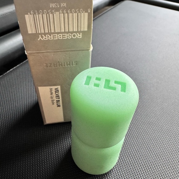 Semihaze Velvet Blur matte lip balm - Picture 2 of 4